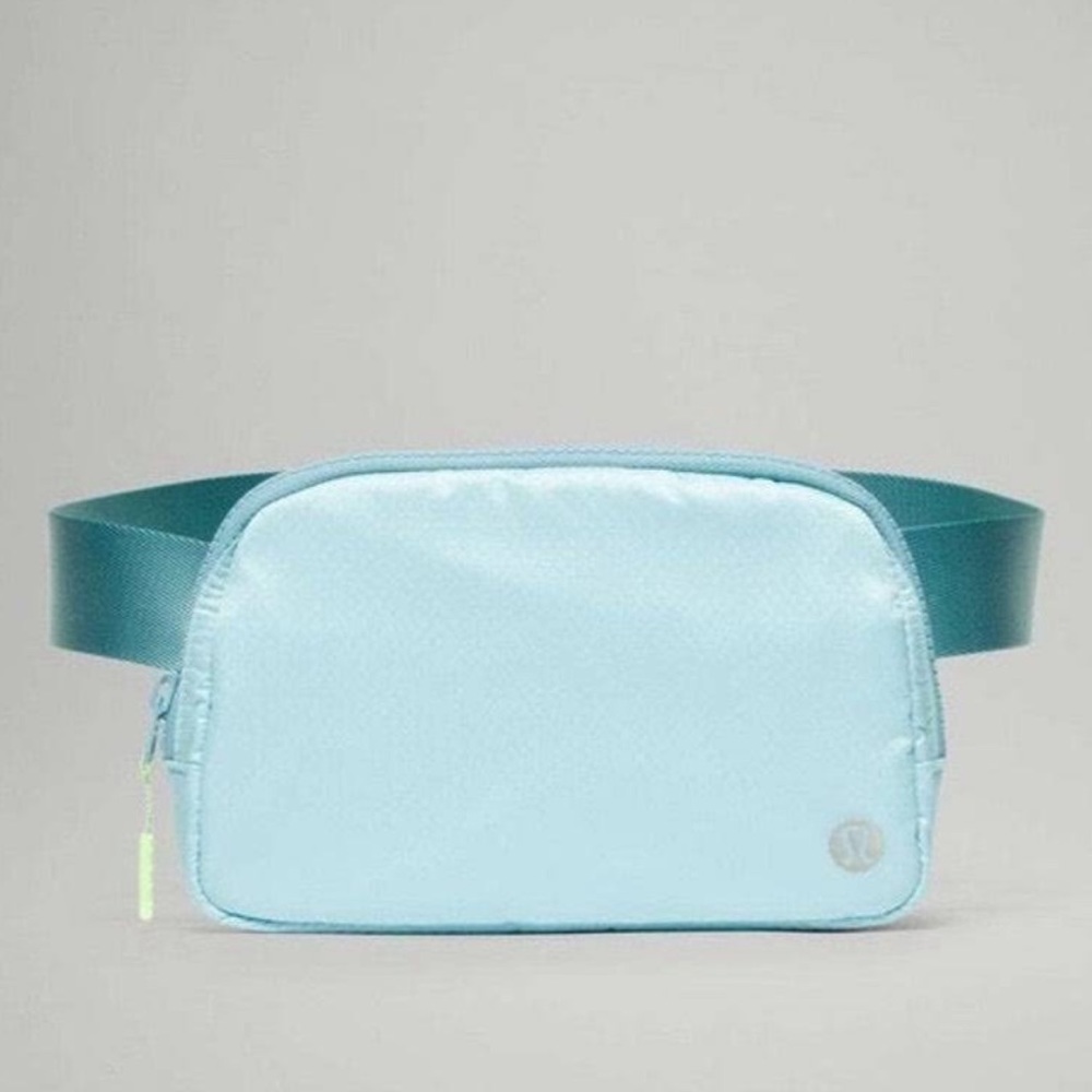 Everywhere Belt Bag - lululemon athletica